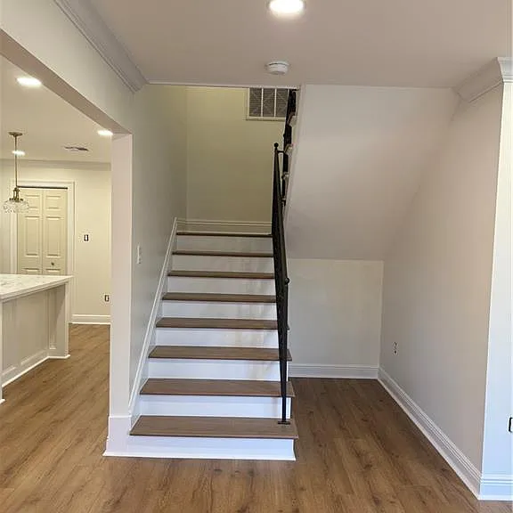 6468 Pontchartrain Blvd — Photo 4