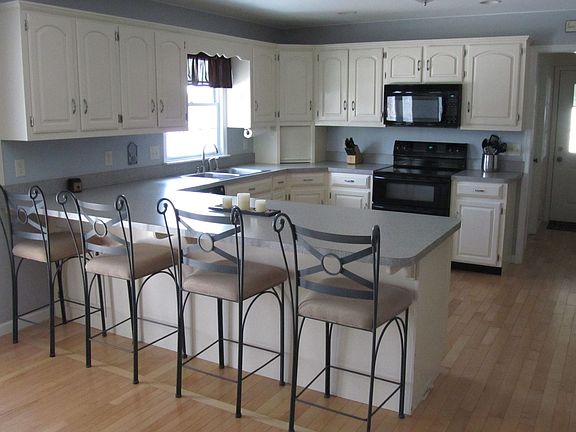 Main House Kitchen 2