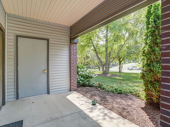 4th image of 3018 Yarmouth Greenway Dr APT 110