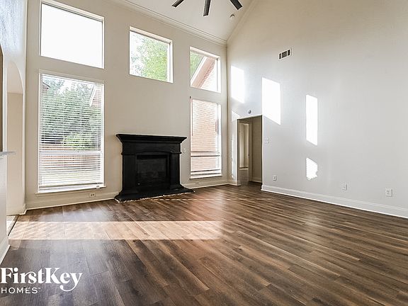 2nd image of 8606 Granville Dr
