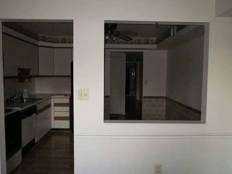 4 Brooking Ct #302 — Photo 4