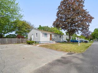 101 Custer St, Warwick, RI 02889