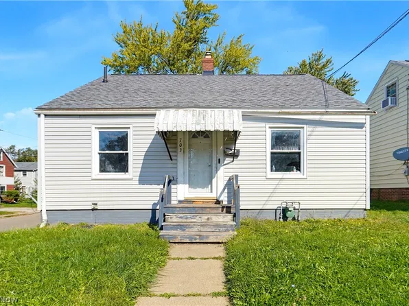 703 14th St NE, Canton, OH 44714