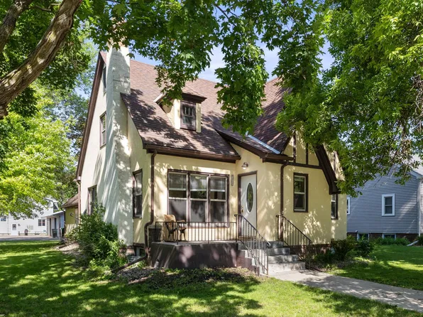 205 Park Ave NW, Silver Lake, MN 55381