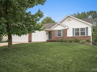 50 McClay Trail Dr, Saint Peters, MO 63376