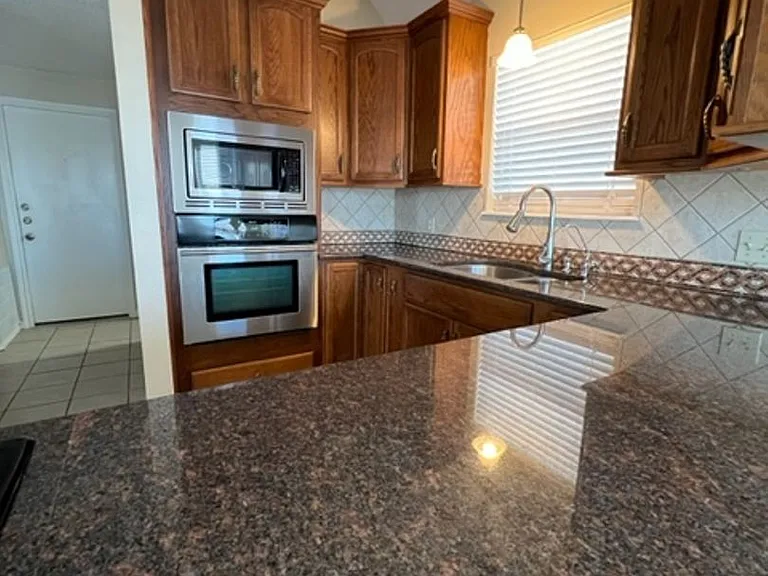 13913 Dasmarinas Dr — Photo 26