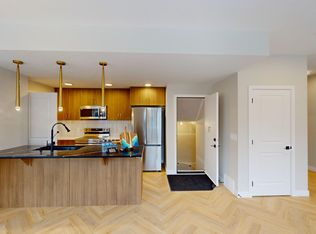 15 19th Ave SW, Edmonton, AB T6W 1W4