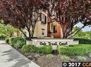 10 Oak Treat Ct, Walnut Creek, CA 94597
