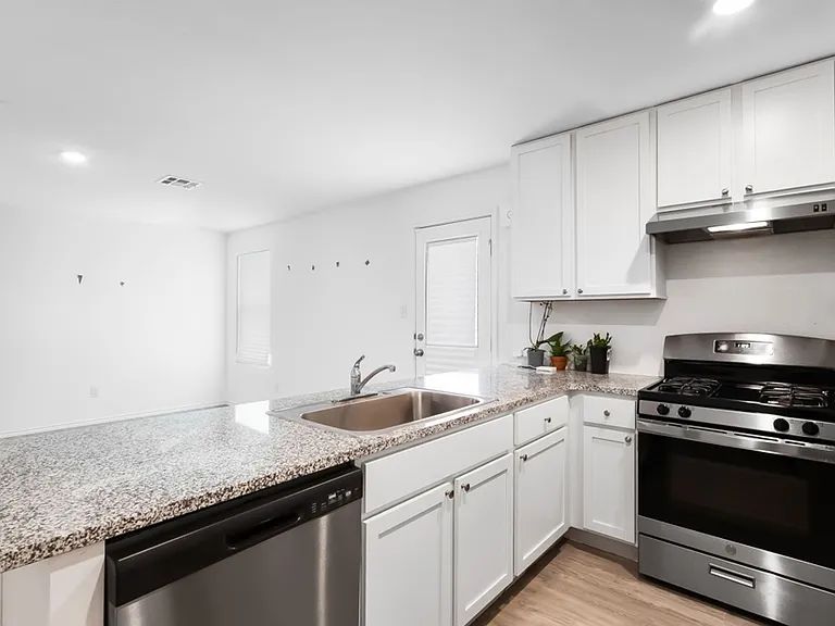 6647 Morgan Cp — Photo 10