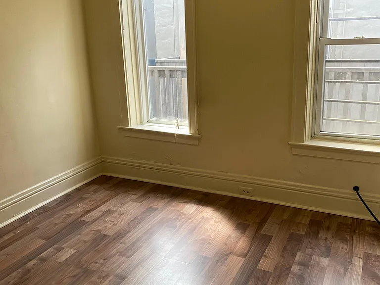 714 Summerlea St #5 — Photo 4