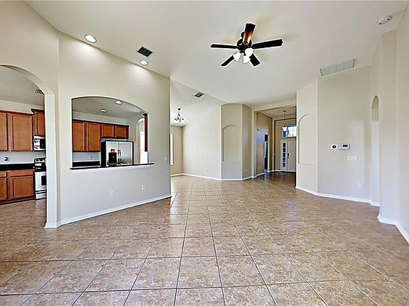 5th image of 8326 Deerland Bluff Ln