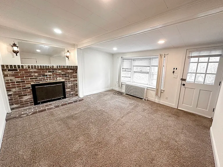 6 Laurel St #3 — Photo 2