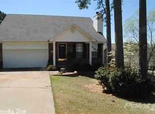 25 Springridge Dr, Little Rock, AR 72211