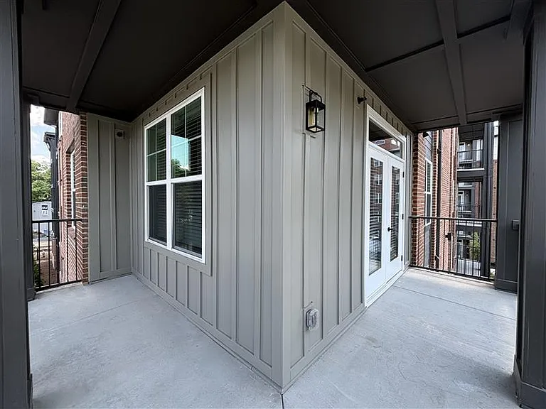 District on the Etowah Apartments — Photo 1529