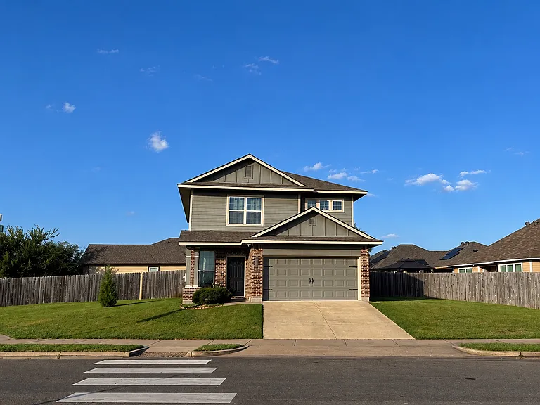 1000 Lord Ranch Rd — Photo 1