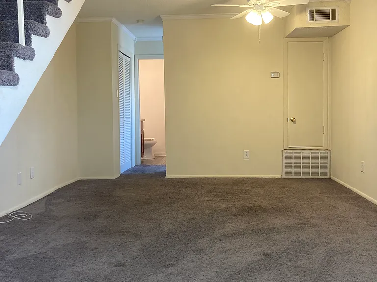 2134 Metairie Rd #202 — Photo 2