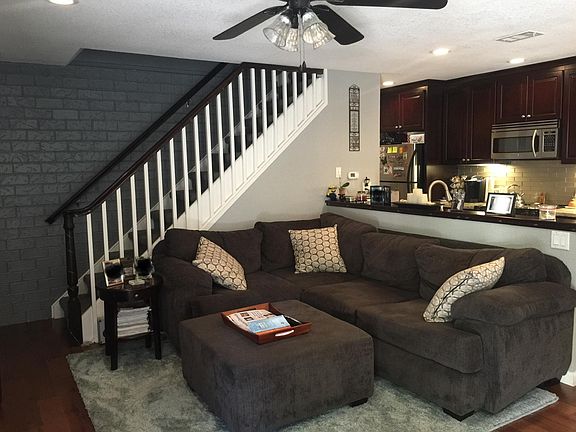 2nd image of 380 N 1st Street View Sun 4/12 #3