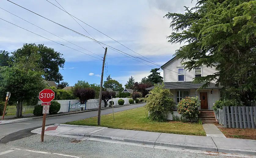 Harbor Villa Apartments 401 E State St La Conner WA Zillow