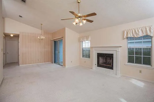 3510 Silvertree Ln — Photo 68