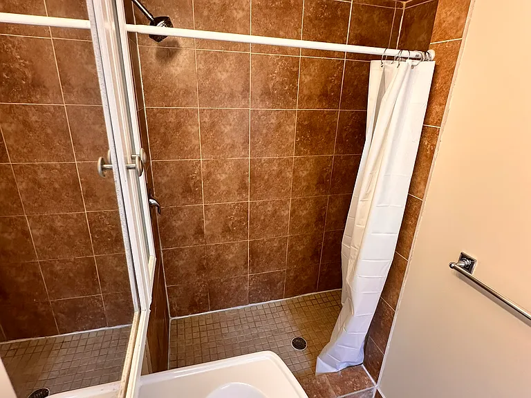 2700-14 South St #2710 — Photo 23