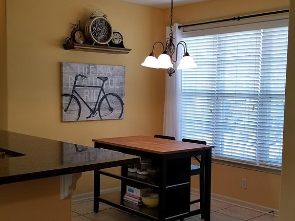5th image of 3319 Chateau Cir