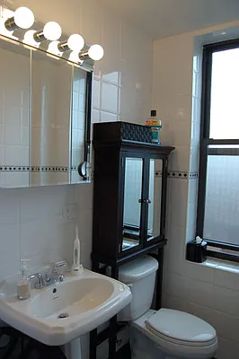 Rented by Stonecrest Realty | media 9