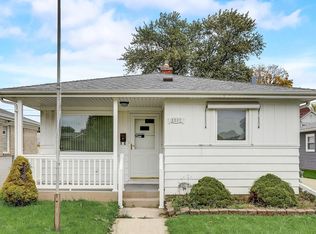 2507 Kentucky St, Racine, WI 53405