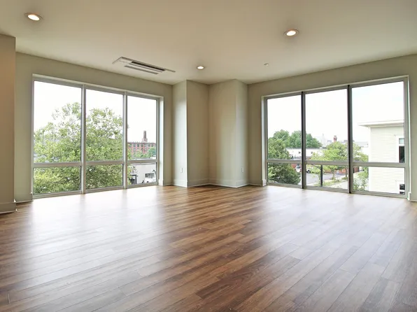 1292 Westminster St #305, Providence, RI 02909