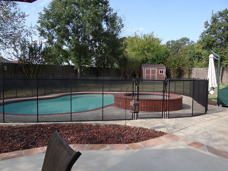 1st image of 15882 Sunshine Dr