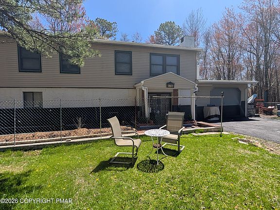 2nd image of 1514 Clover Rd