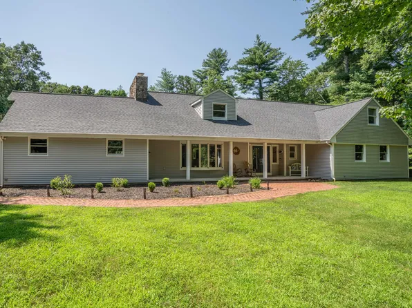 17 Berta Lane, Avon, CT 06001