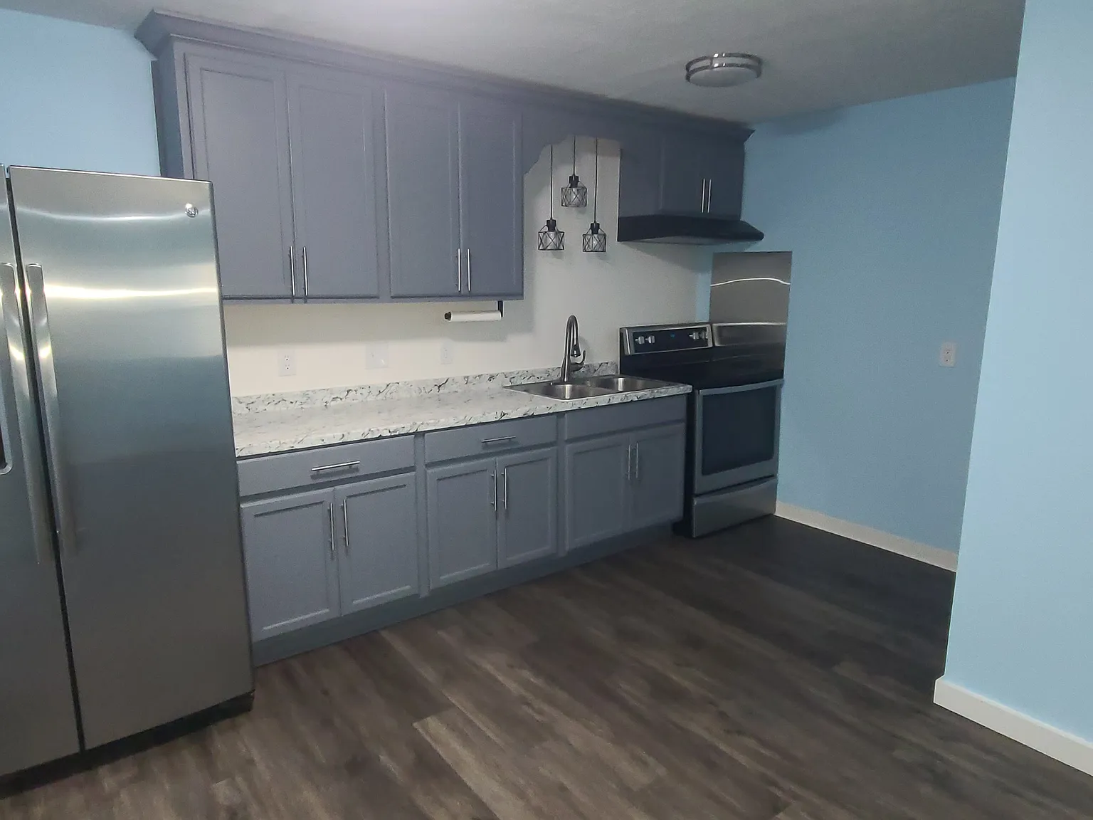 2 bed, 900 sqft, $1,500 — Photo 4