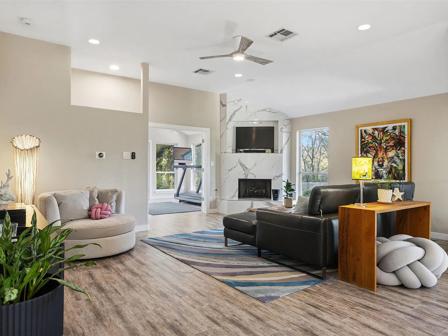 3 bed, 2.5 bath, 2041 sqft, $6,500 — Photo 3