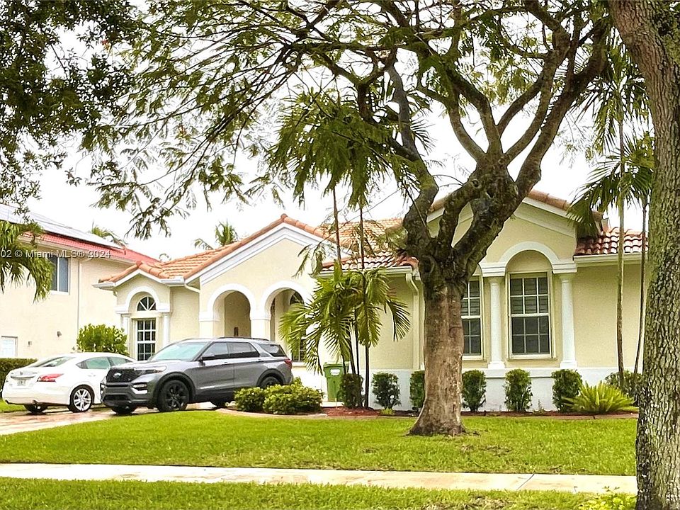 1st image of 16418 NW 12th St