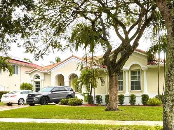 16418 NW 12th St, Pembroke Pines, FL 33028
