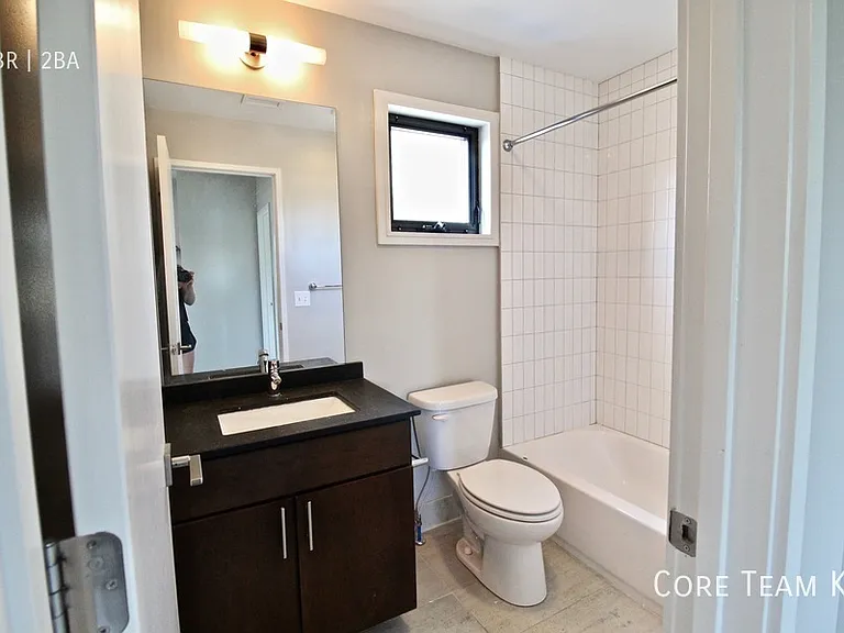 3632 Gillham Rd #N303 — Photo 8