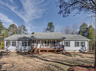 1013 N Main St, Denton, NC 27239