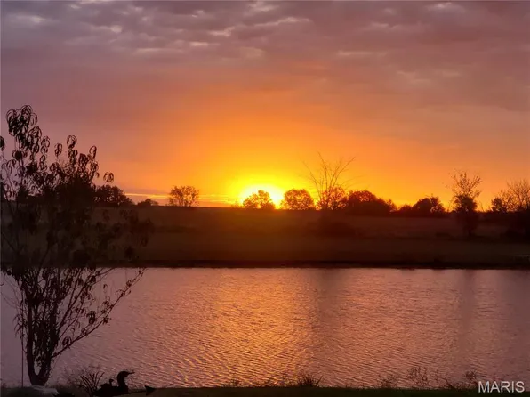 21855 Highway M, Curryville, MO 63339