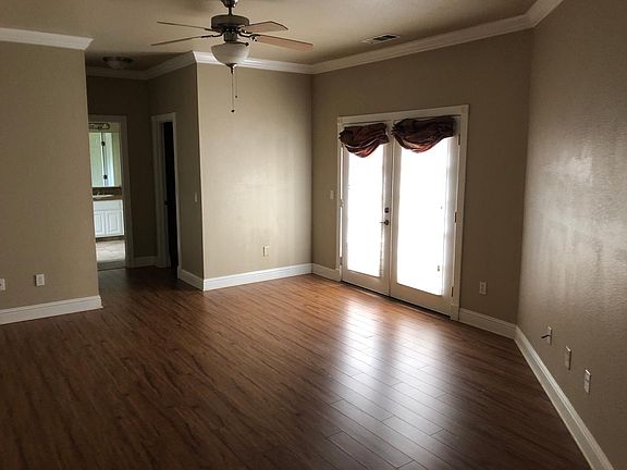 5th image of 2509 Beverly Pl