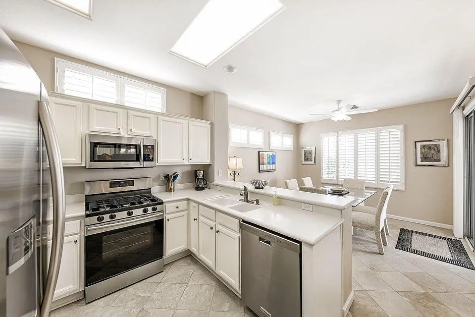 2 bed, 1213 sqft, $2,500 — Photo 4