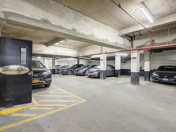 107-40 Queens Boulevard image 23 of 27