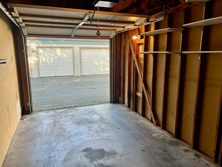 209 Stony Point Rd #E — Photo 25