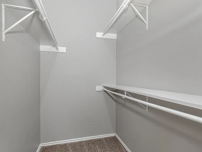 2002 N Fitzhugh Ave #2 — Photo 19
