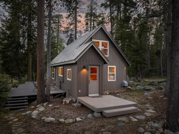 51498 Red Fir Dr, Soda Springs, CA 95728