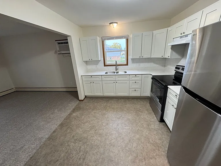 1348 5th Ave SE #3 — Photo 3