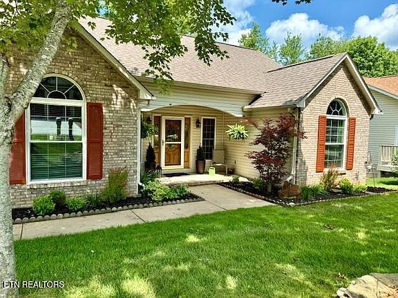 2nd image of 108 Cromwell Ln