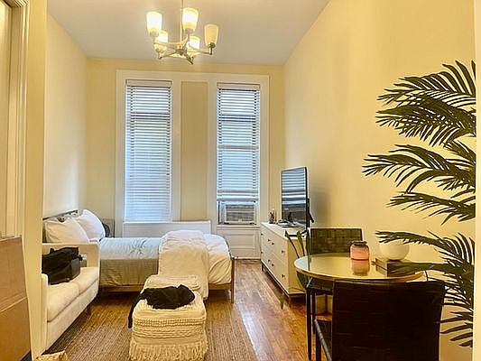 1st image of 414 E 78th St APT 1A