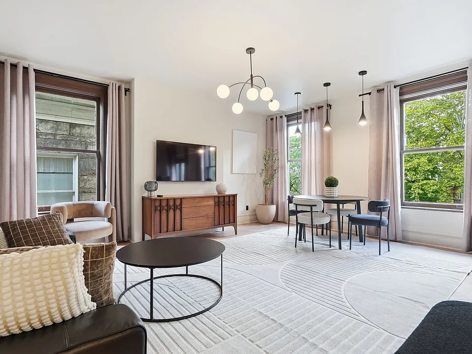 7212 Thomas Blvd #2