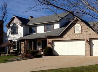 1415 Penncross Dr SE, Caledonia, MI 49316