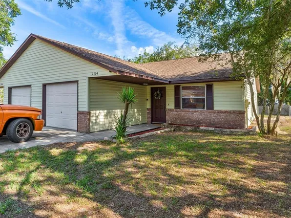 2304 Centennial Blvd, Leesburg, FL 34748